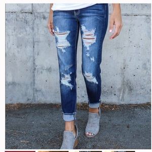 Vici Distressed Jeans